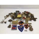 A MIXED COLLECTION OF ARMY BADGES AND MORE