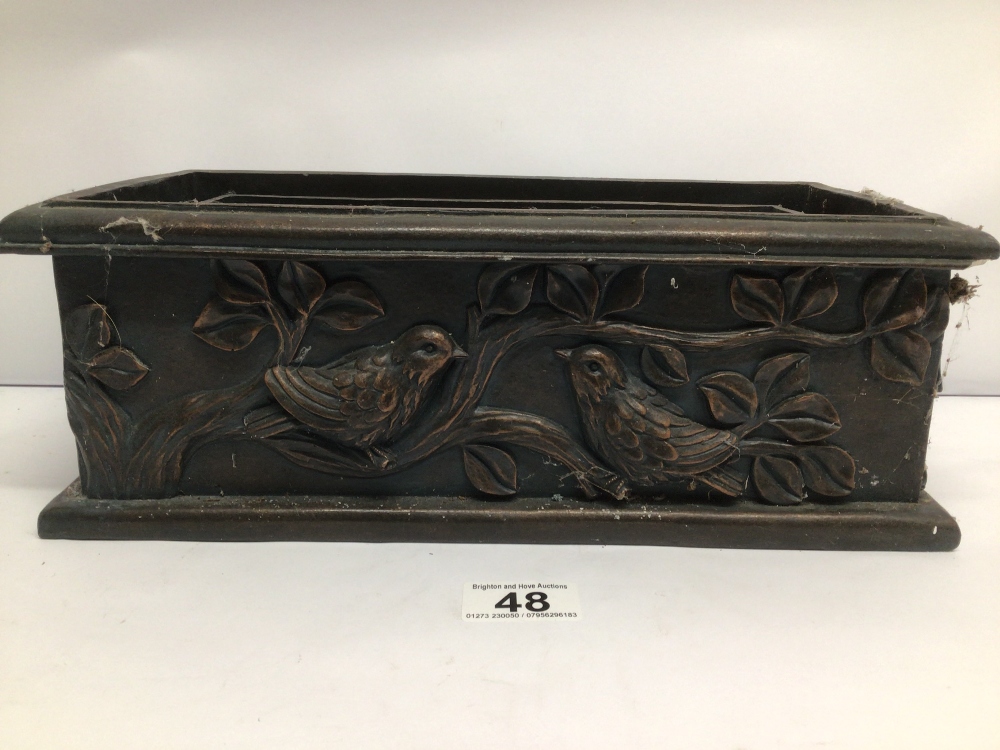 A PAIR OF RECTANGULAR PLANTERS WITH BIRD MOTIF APPROX 34 X 13CM ONE A/F - Image 3 of 4