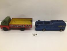 A VINTAGE CORGI ECURIE ECOSSE RACING CAR TRANSPORTER TOGETHER WITH A VINTAGE TIN PLATE AND PLASTIC
