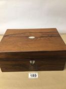 A VINTAGE ROSEWOOD BOX WITH DETAILED MOTHER IN PEARL COMES WITH LOCKABLE KEY, 27 X 20 X 12CM