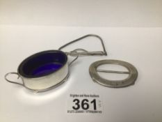 THREE HM SILVER ITEMS, TIE CLIP, BUCKLE AND SALT CELLAR TOTAL WEIGHT 77.7g