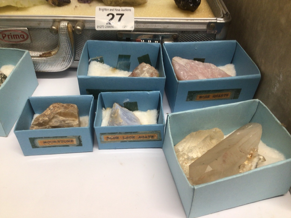 A COLLECTION OF SEMI-PRECIOUS STONES/MINERALS IN A DRAWER AND CASE INCLUDES QUARTZ, CRYSTALS, - Image 5 of 6