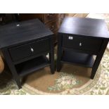 A PAIR OF MODERN AMERICAN WOOD CASTLE OF OREGAN BEDSIDE CHESTS, 64 X 44 X 50CM