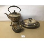A VINTAGE COLLECTION OF MIXED SILVER PLATED AND WHITE METAL TEA SERVICE, INCLUDES A LLOYD PAYNE &