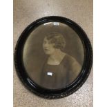 A VINTAGE OVAL FRAMED PICTURE OF A LADY, 60 X 49CM