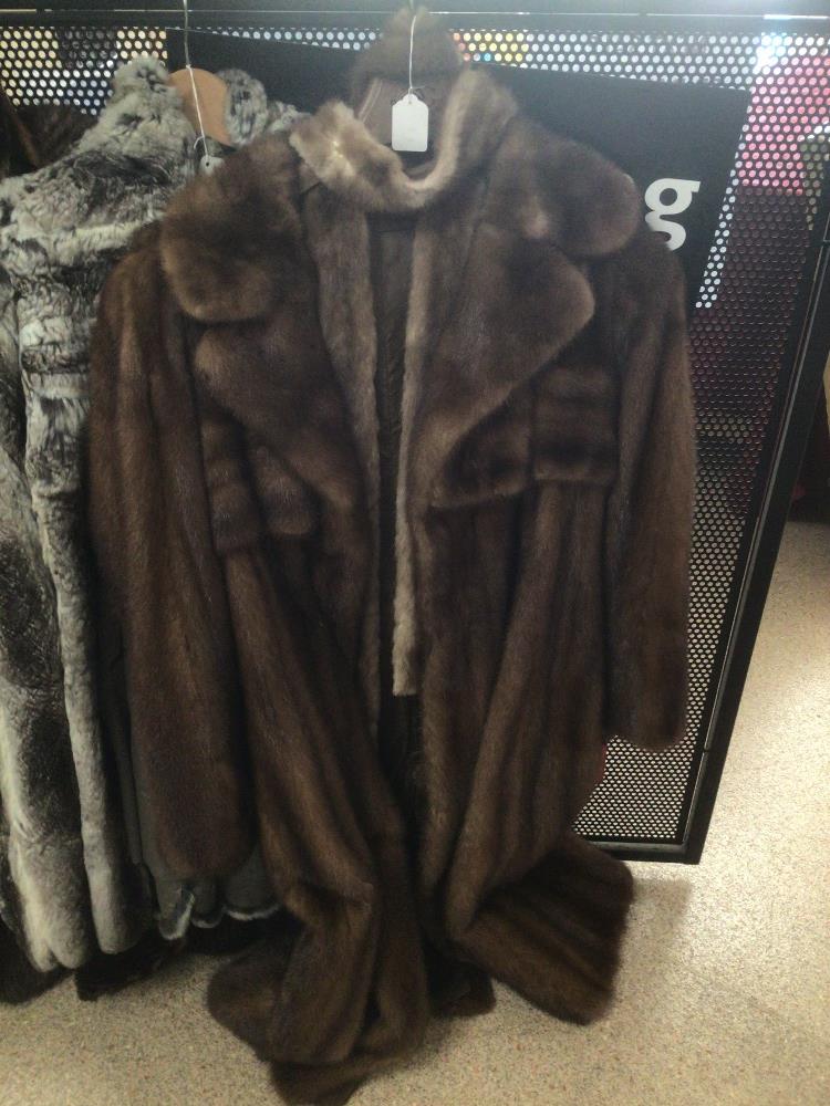 THREE VINTAGE FUR COATS WITH A FUR JACKET - Image 3 of 6
