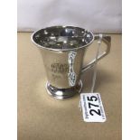 AN ART DECO HALLMARKED SILVER CHRISTENING MUG, 96G