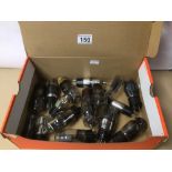 A SMALL COLLECTION OF VINTAGE VALVES (UNCHECKED) INCLUDES OSRAM, MULLARD, BRIMAR, AND MORE