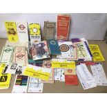 A QUANTITY OF VINTAGE EPHEMERA INCLUDING BUS MAPS, UNDERGROUND MAPS, RATION BOOKS, AND MORE