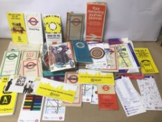 A QUANTITY OF VINTAGE EPHEMERA INCLUDING BUS MAPS, UNDERGROUND MAPS, RATION BOOKS, AND MORE