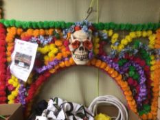 TRELLECE ARCHWAY FLOWER AND SKULL COVER