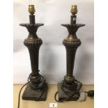 A PAIR OF VINTAGE WOODEN PINEAPPLE STYLE TABLE LAMPS 48CM