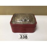AN EMBOSSED HALLMARKED SILVER TOPPED RECTANGULAR TRINKET BOX, RED LEATHER 9.5CM