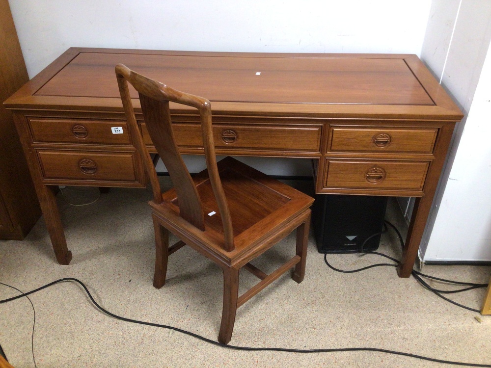 A CHINESE WOODEN DESK WITH A CHAIR - Image 2 of 3