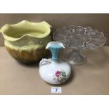 A MELBOURNE WORKS POTTERY BOWL TOGETHER WITH A SPARTA PORCELAIN VASE AND A GLASS CAKE STAND