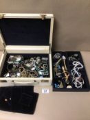 A CASED COLLECTION OF MIXED COSTUME JEWELLERY