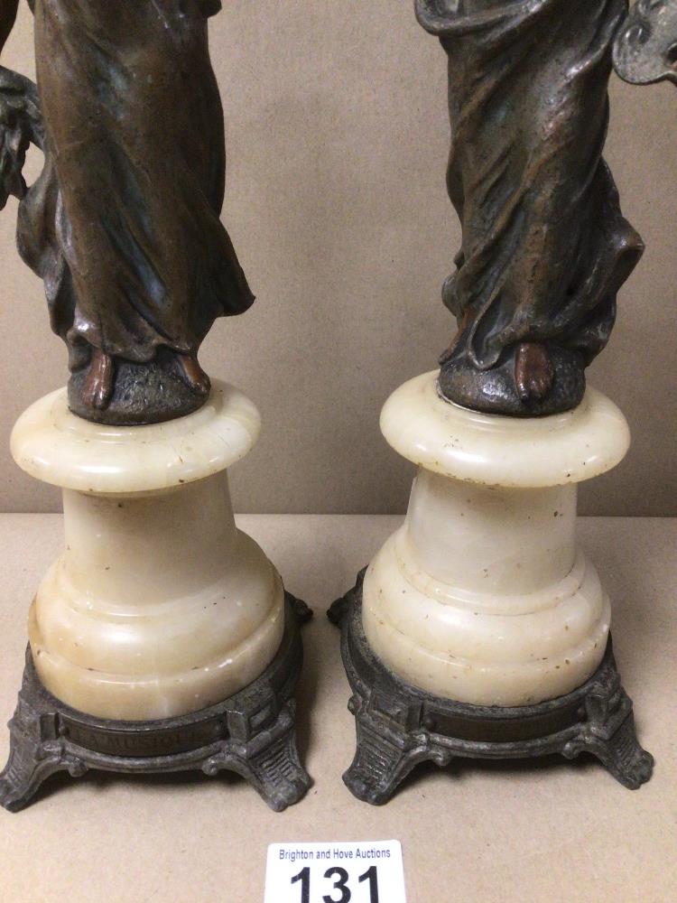 A PAIR OF SPELTER FIGURES ON A MARBLE BASE LA'MUSIQUE, LA PEINTURE, 32CM - Image 3 of 4