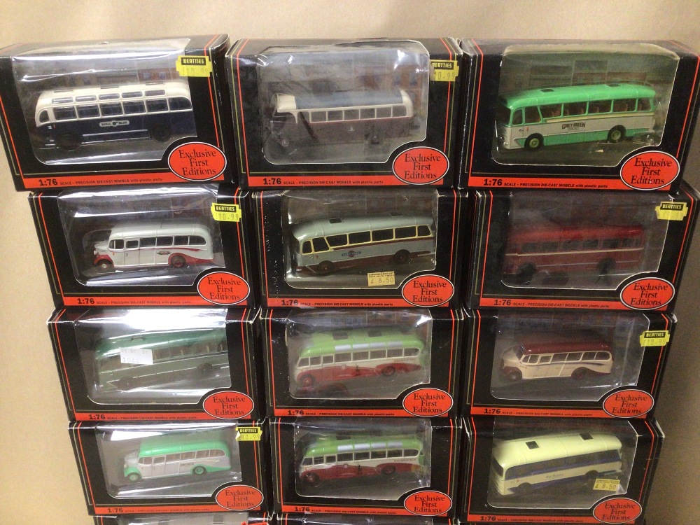 A COLLECTION OF GILBOW EXCLUSIVE FIRST EDITIONS DIE-CAST MODELS OF DOUBLE DECKER BUSES IN BOXES 1: - Image 2 of 8