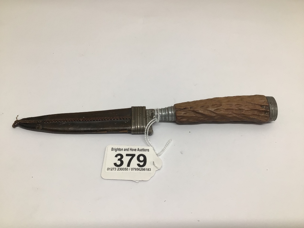 AN EARLY SOLINGEN GERMANY HUNTING KNIFE WITH SHEAF