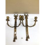 A PAIR OF VINTAGE DECORATIVE BRASS TWIN BRANCHED WALL-MOUNTED CANDELABRAS 20CM X 40CM