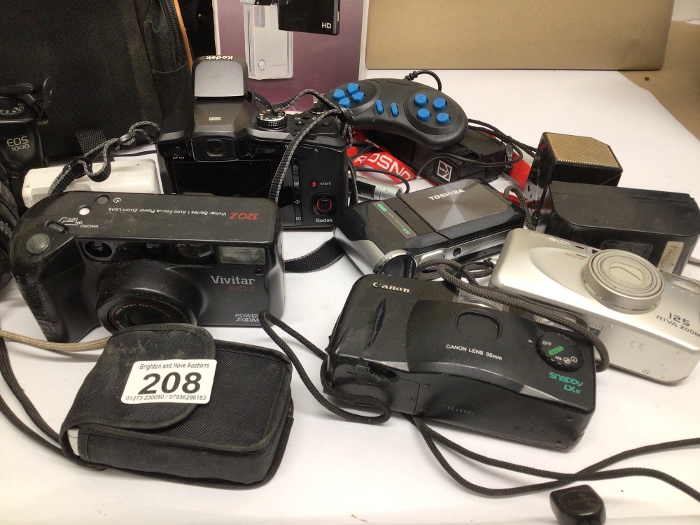 A COLLECTION OF UNTESTED CAMERAS, SOME CASED, INCLUDES CANON (EOS 1000), SONY (DSC-W55), KODAK ( - Image 3 of 4