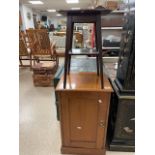 A MAHOGANY VICTORIAN BEDSIDE CUPBOARD WITH A VINTAGE OAK TWO TIER TABLE