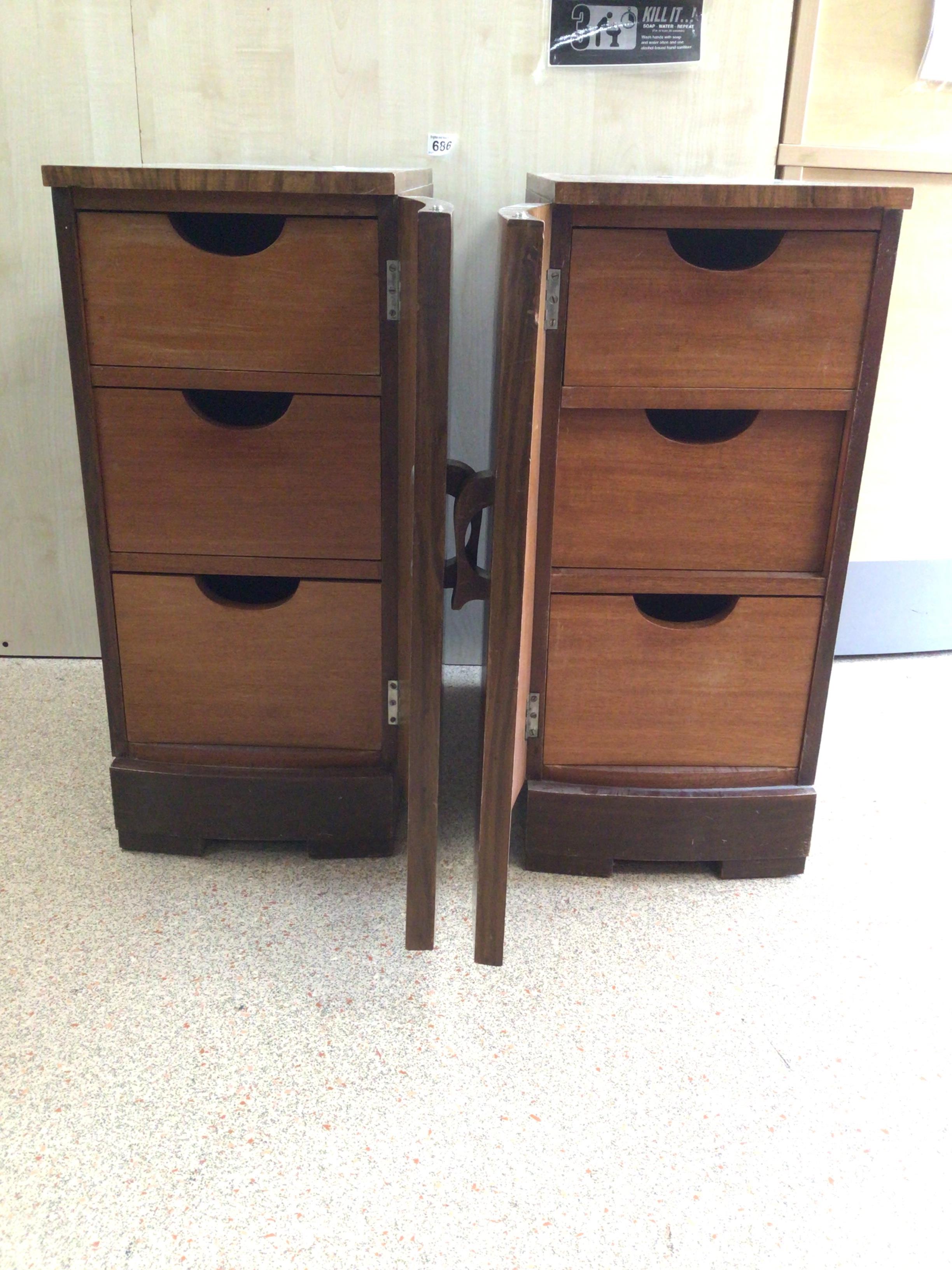 PAIR OF ART DECO BEDSIDE CHESTS FORMERLY PART OF DRESSING TABLE - Image 2 of 10