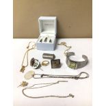 MIXED SILVER AND VINTAGE COSTUME JEWELLERY