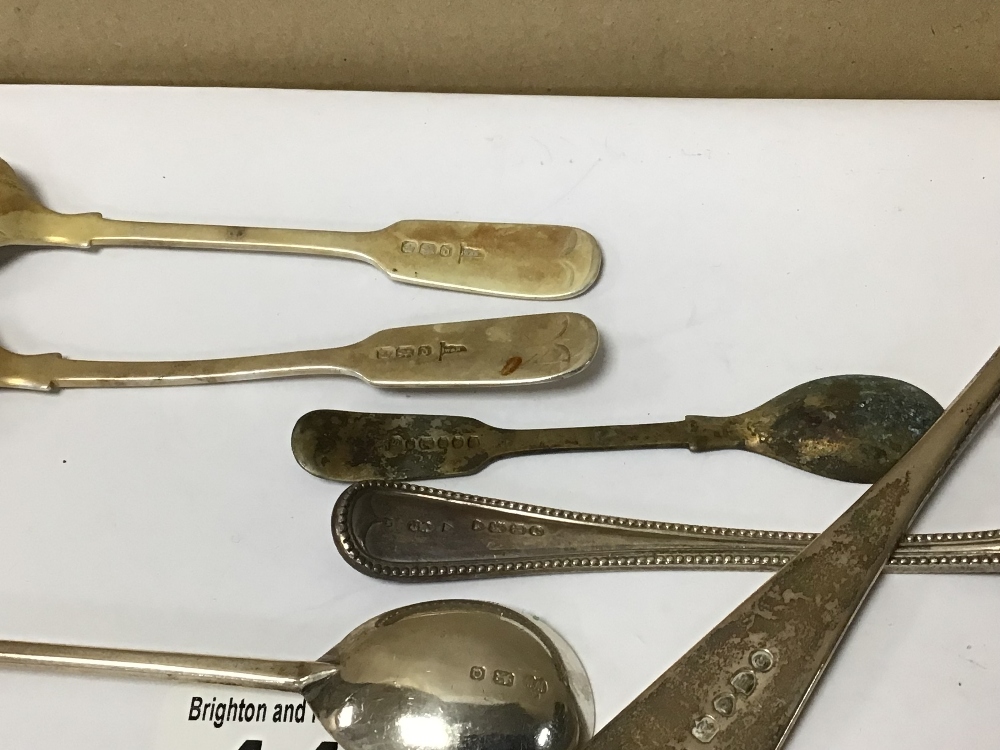 TWELVE VARIOUS HALLMARKED SILVER SPOONS & ONE PLATED EXAMPLE, 300G - Image 7 of 7