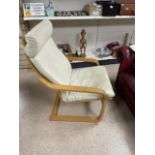 WHITE LEATHER MODERN ARMCHAIR