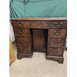 A VICTORIAN LADIES WRITING KNEE HOLE DESK