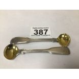 A PAIR OF GEORGE III SCOTTISH SILVER MUSTARD SPOONS WITH GILT BOWLS, 10CM, 23G