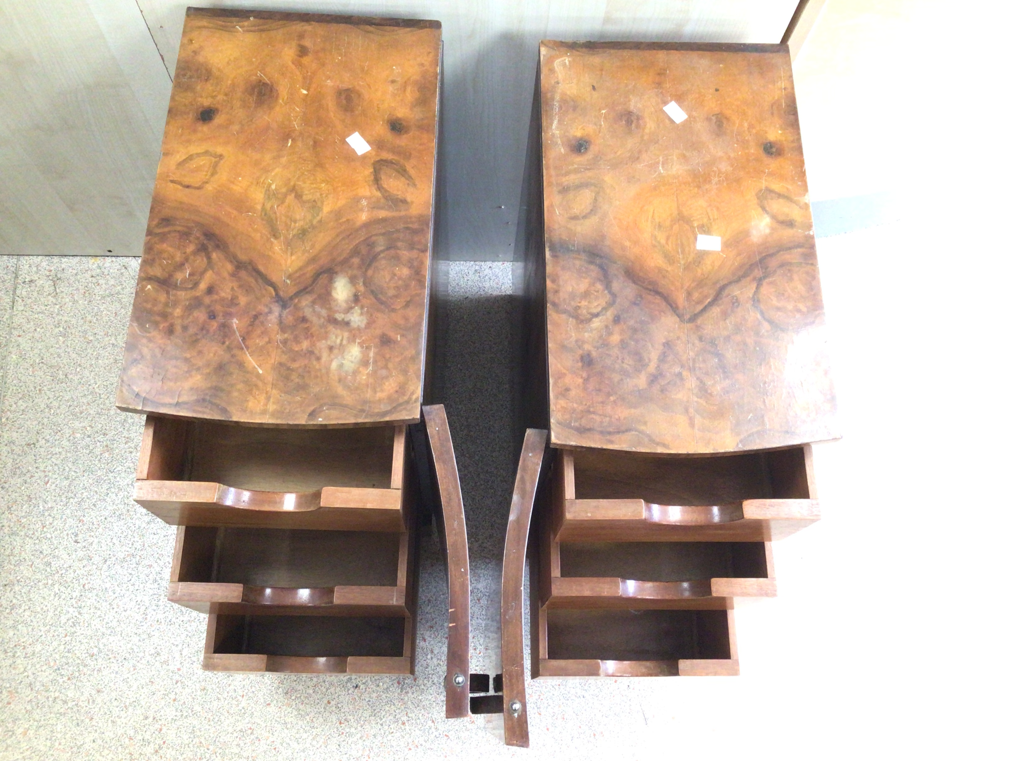 PAIR OF ART DECO BEDSIDE CHESTS FORMERLY PART OF DRESSING TABLE - Image 6 of 10