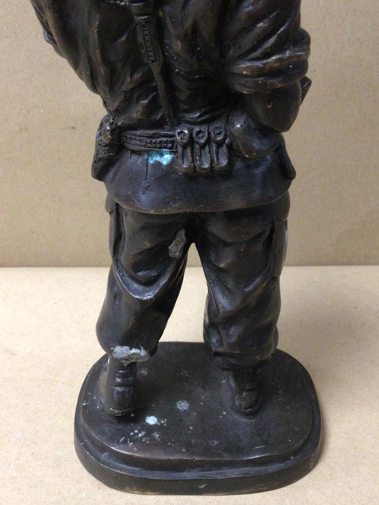 BRONZE FIGURE FIRST WORLD WAR SOLDIER, 25CM - Image 4 of 4