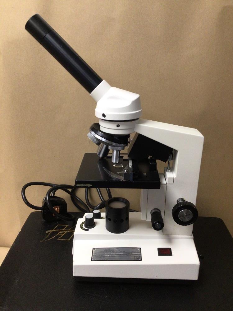 A CASED ELECTRIC MICROSCOPE BY HOWDEN AND WADE (THERMAL CONTROL) - Image 6 of 10