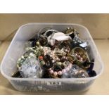 BOX OF MIXED COSTUME JEWELLERY INCLUDES VINTAGE