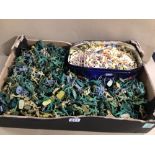 A LARGE BOX OF PLASTIC SOLDIERS, LONE STAR, CRESCENT BRITAINS WITH A SEPERATE TIN OF MINIATURE