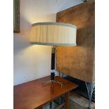 A 1960'S RETRO TABLE LAMP