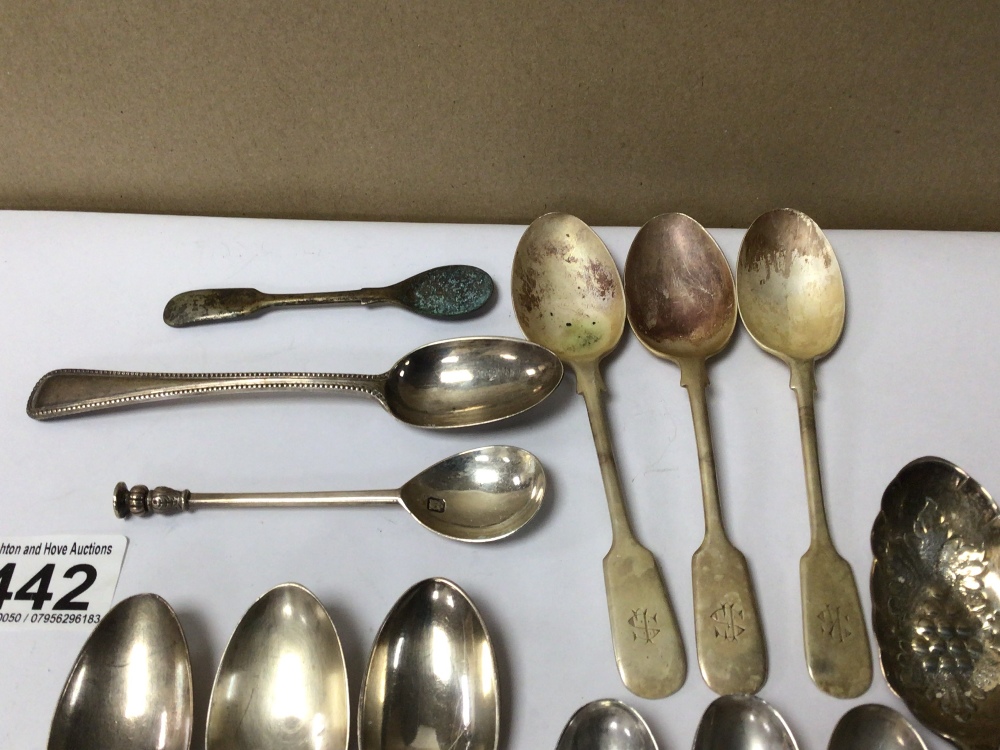 TWELVE VARIOUS HALLMARKED SILVER SPOONS & ONE PLATED EXAMPLE, 300G - Image 3 of 7