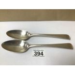 A PAIR OF GEORGE III HALLMARKED SILVER TABLESPOONS - GABRIEL SLEATH, 21.5CM, 150G