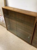 LARGE WOODEN DISPLAY CABINET WITH GLASS SHELVING AND GLASS SLIDING DOORS, 106 X 91 X 18CM