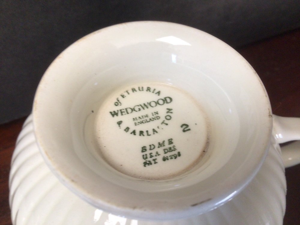A MIXED SELECTION OF CROCKERY, INCLUDES MASON’S, WELLINGTON, WEDGWOOD, AND MORE SOME A/F - Image 4 of 6