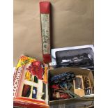 A MIXED COLLECTION OF CHILDREN’S TOYS, SOME VINTAGE, INCLUDES A BOXED 18INCH ‘ATALANTA’ KITE, A