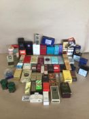 A MIXED COLLECTION OF LADIES PERFUME AND MEN’S COLOGNE BOTTLES, MOST OF WHICH ARE BOXED AND STILL