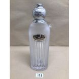 A LARGE VI FACONNABLE FACTICE ADVERTISING STORE DISPLAY GLASS BOTTLE OF LADIES PERFUME, NO CONTENTS,