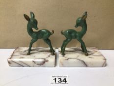 A PAIR OF SPELTER FAWN FIGURE BOOKS ENDS ON MARBLE BASES, ONE WITH FAULTS, 11CM X 7CM X 12CM
