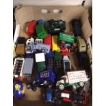 A COLLECTION OF UNBOXED DIECAST MODEL CLASSIC CARS, LORRIES, AND OTHER VEHICLES INCLUDES LLEDO,