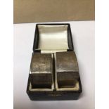 PAIR OF HALLMARKED SILVER ART DECO ENGINE TURNED NAPKIN RINGS, CASED, 51G