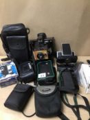 MIXED COLLECTION OF CAMERAS AND ACCESSORIES, INCLUDES CANON, POLAROID, MIRANDA, AND MORE