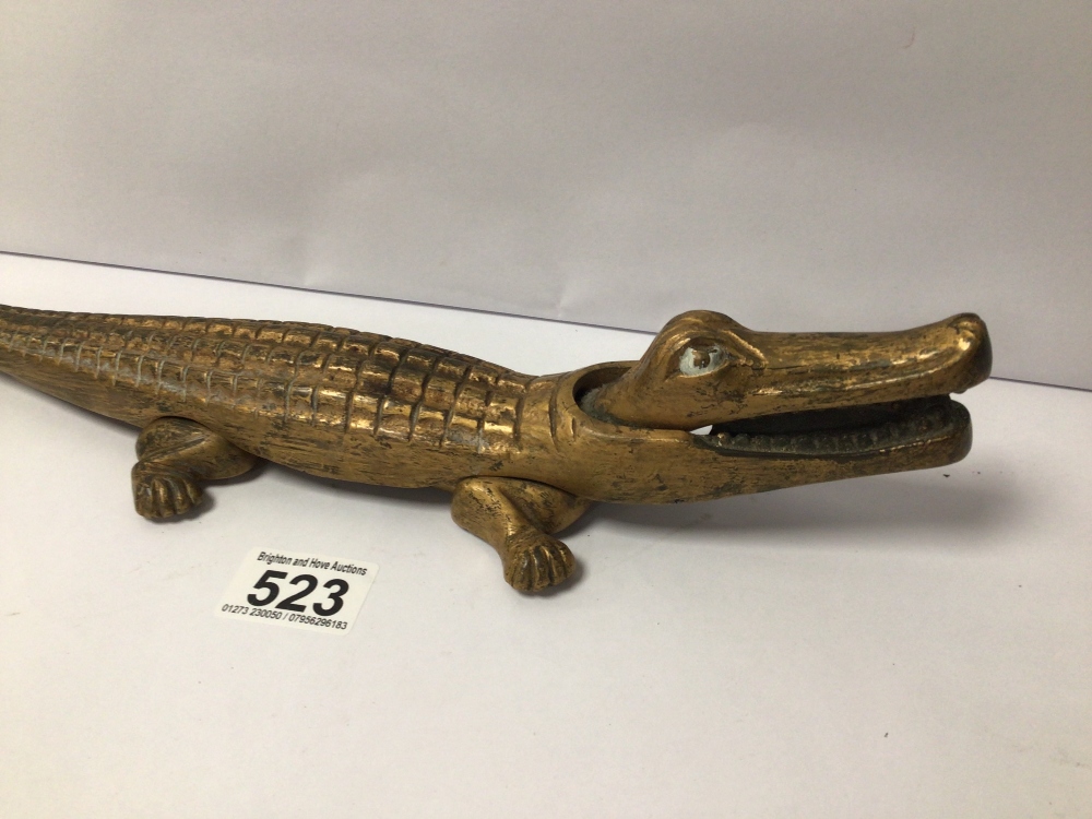 A VINTAGE CROCODILE NUT CRACKER - Image 3 of 3